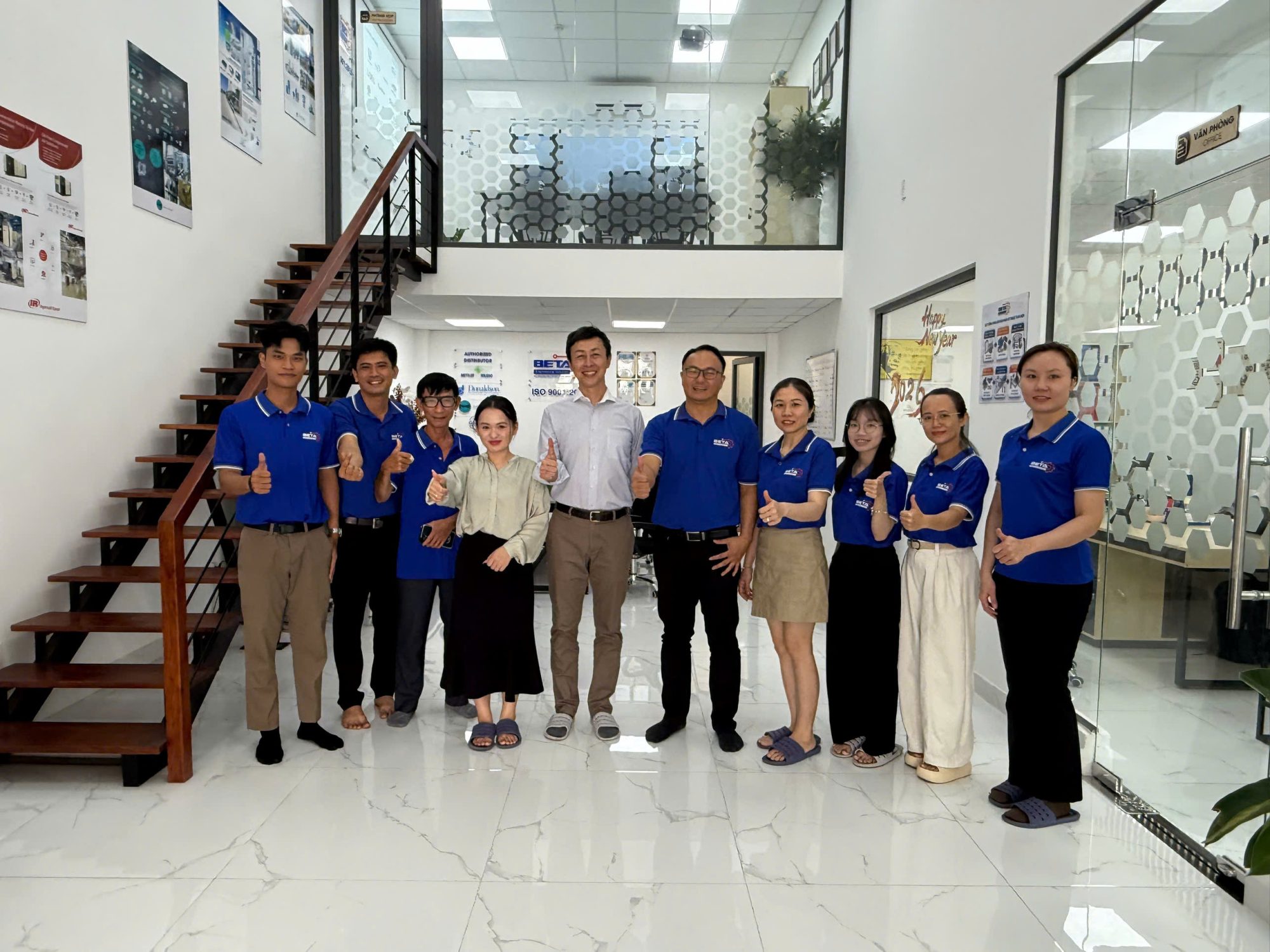 lixil global team visit